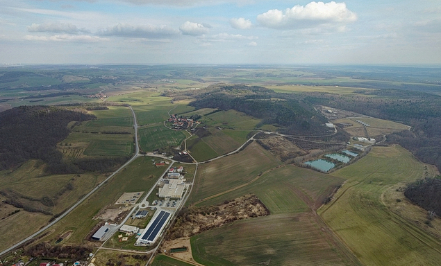 Luftaufnahme des Gewerbegebiets Großlöbichau (2021)